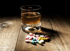 Как влияет алкоголь на эффект противозачаточных таблеток?